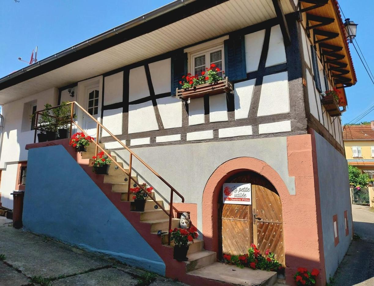 La Petite Maison De La Petite Vallee Rott Exteriör bild